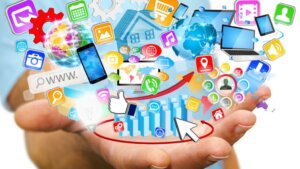 SNSを活用したマーケティングとは?具体的な手法やメリット、注意点、評判をご紹介